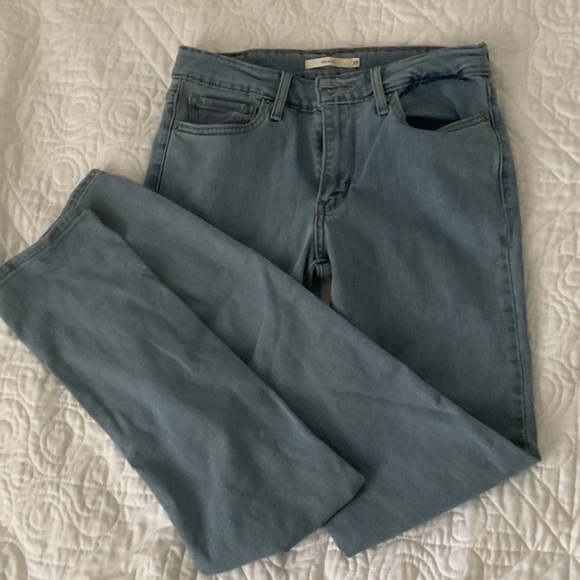Levi's Women's Straight Leg Jeans - Light Blue - Picture 1 of 3